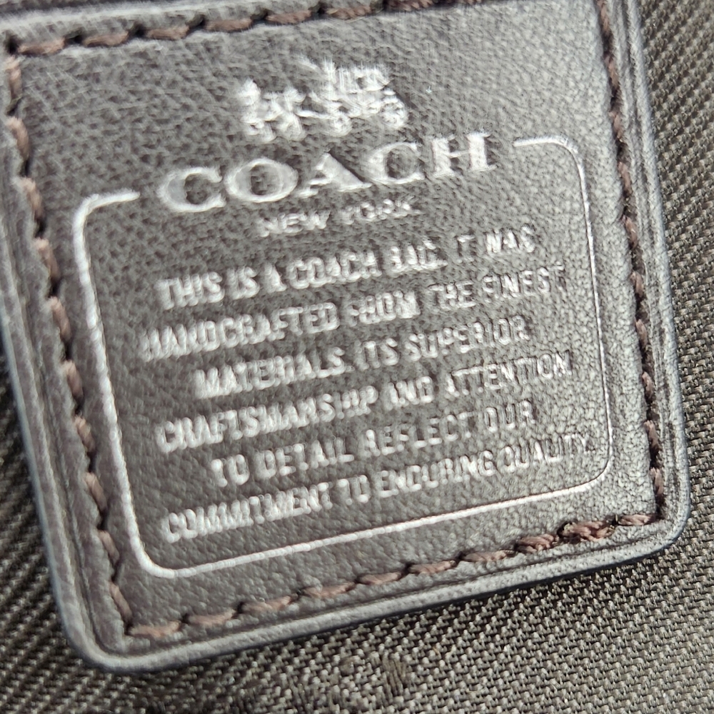 Coach Swagger In Bronze Like New - Picture 3 of 10